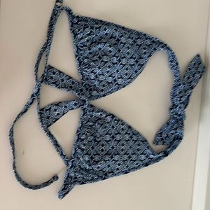 😀3 for $20😀 Tommy Bahama TOP only reversible ladies bikini